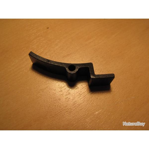 Crochet de chargeur  de MAT 49 NEUF de STOCK  (vs)