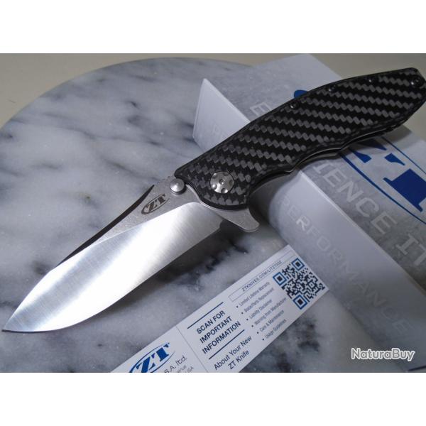 Couteau Zero Tolerance Hinderer Slicer Carbon Fiber Lame Acier  S35VN Made In USA ZT0562CF
