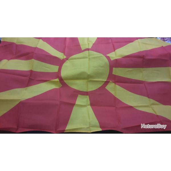 Drapeau Mac�donien-150x90cm-100% polyester
