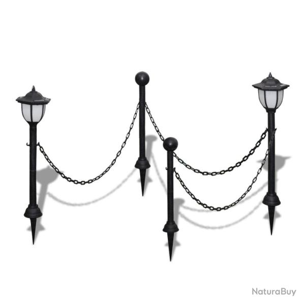 Barri�re � chaine 2 lampes solaires et 2 poteaux luminaire d�coration 2402026