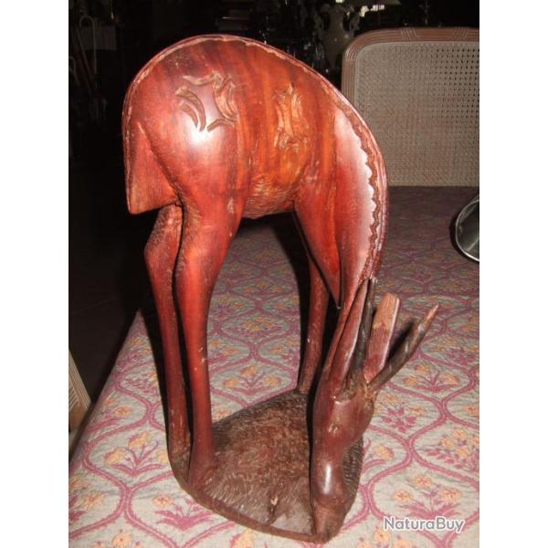 Sculpture ancienne  antilope en bois de tek