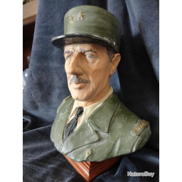 Buste du G�n�ral De Gaulle*