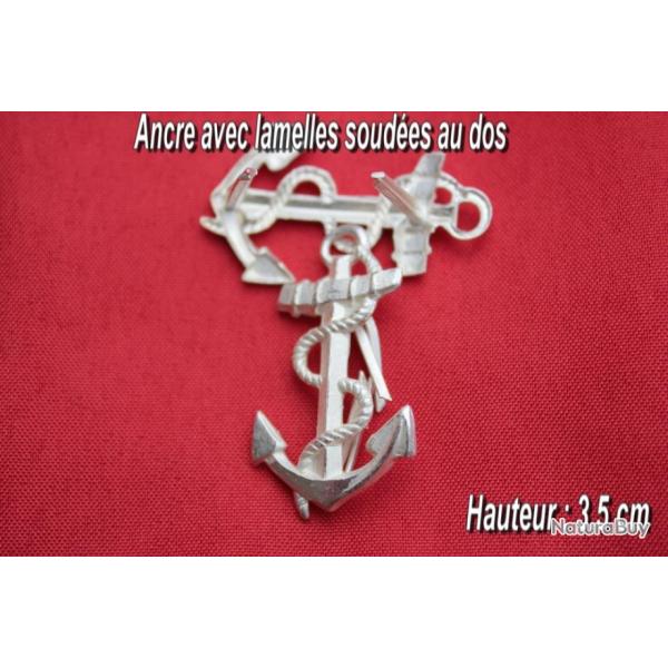 Ancre marine argent avec lamelles soud�es au dos (Hauteur: 3.5 cm)