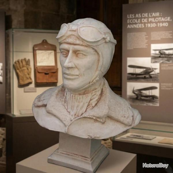 Buste sur socle d'un Aviateur Am�ricain WW2 (Fabrication Fran�aise)
