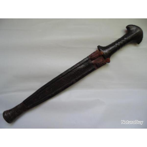 AFRIQUE NOIRE : COUTEAU ANCIEN / ARME PRIMITIVE