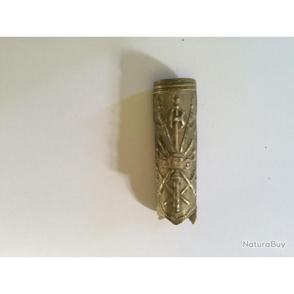 BELLE   CHAPE   D EPEE   D OFFICIER   MOTIF  FAISCEAUX  DE  GUERRE  19eme  OU  AVANT