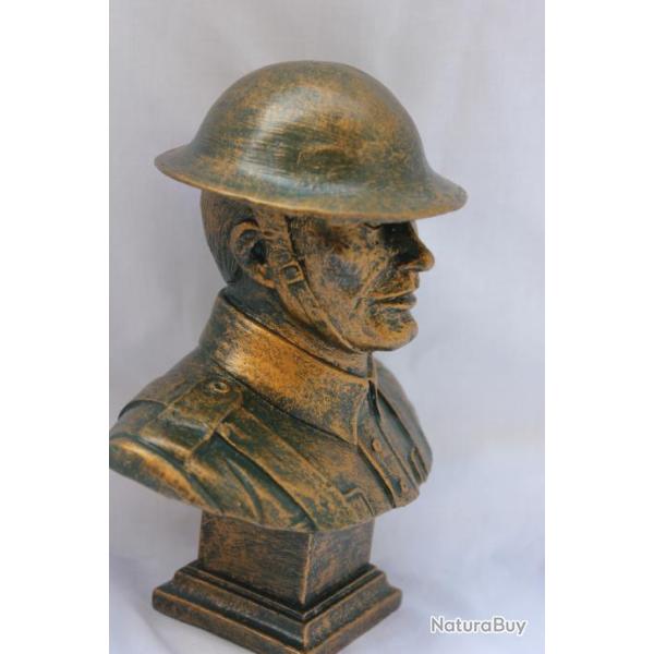 Buste sur socle repr�sentant un Tommy de 14-18