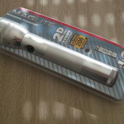 LAMPE   TORCHE  MAGLITE   ML 2