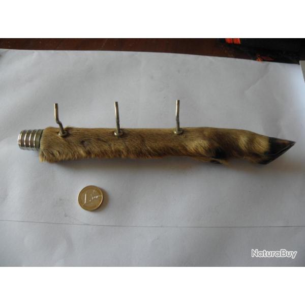 porte cle mural pied biche