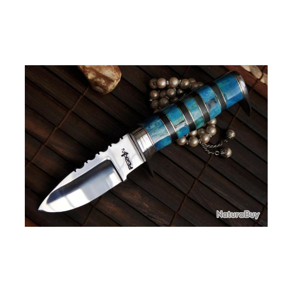 Couteau bushcraft - Os pigment� - Entretoises laiton et corne - Acier 01