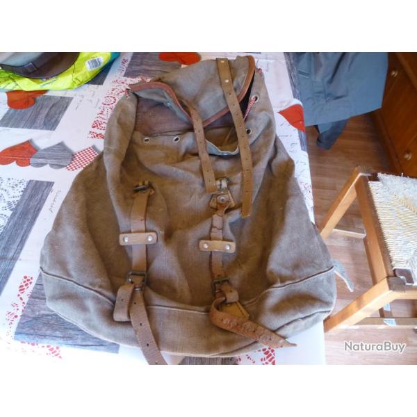 + SAC A DOS INDOCHINE A RESTAURER