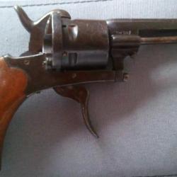 Revolver 7 mm &agrave; broches