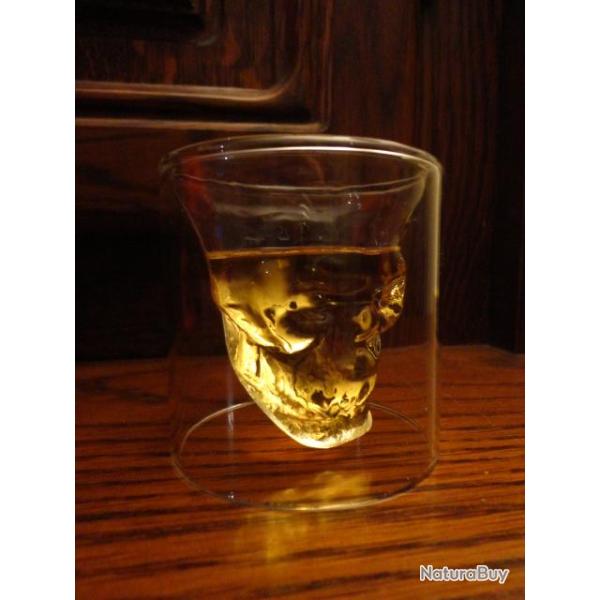Verre craneT�te de mort *