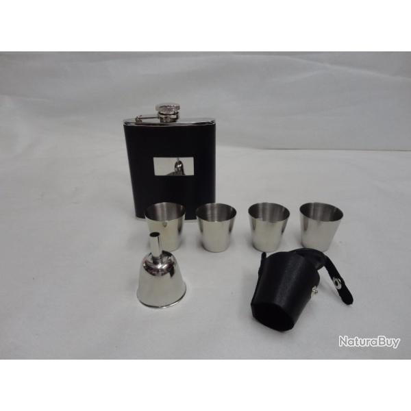 N3018- COFFRET FLASQUE WHISKY + 4 GOBELETS - NEUF !!!!!!!