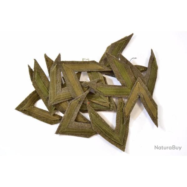 Galon / grade Arm�e Fran�aise Premi�re Classe. Galons France Indochine, chevron insigne tissu