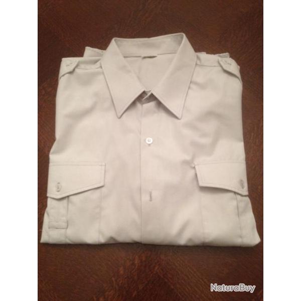 Chemisette grise neuve manches courtes pour GARDE / CHASSE / PECHE (UNIQUEMENT 38, 46, 48)