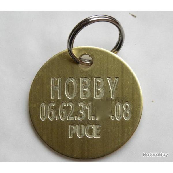 MEDAILLE Grav�e chien en laiton 32 mm gravure, personnalisation offerte