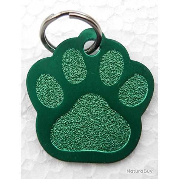 MEDAILLE Grav�e chien verte "patte" grand mod�le gravure, personnalisation offerte