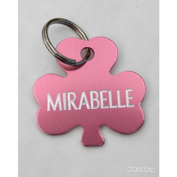 MEDAILLE Grav�e chien rose "TREFLE" gravure, personnalisation offerte