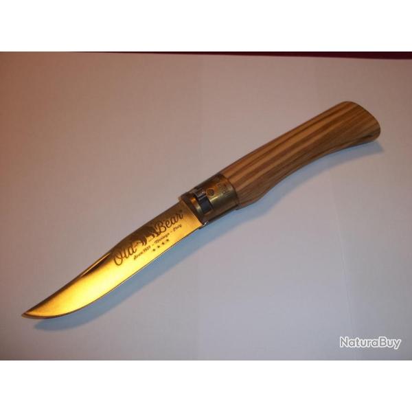 COUTEAU "OLD BEAR" MANCHE BOIS D'OLIVIER