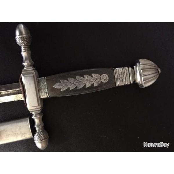 GLAIVE OFFICIER INTERIEUR DU PALAIS DU PAPE