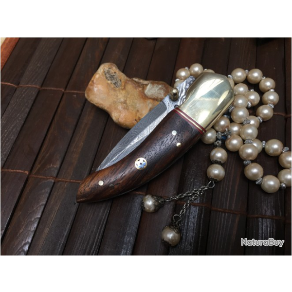 Tr�s beau Couteau Damas de chasse pliant avec gaine (Bois de Noyer)