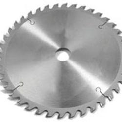 Lame de scie circulaire au carbure - 700 x 3,1/4,2