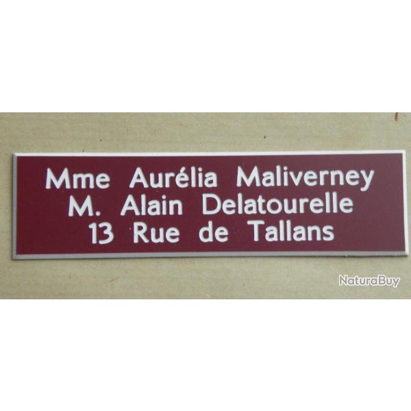 Plaque de boite aux lettre 3 lignes  format 25 x 100 mm personnalisable fond LIE DE VIN