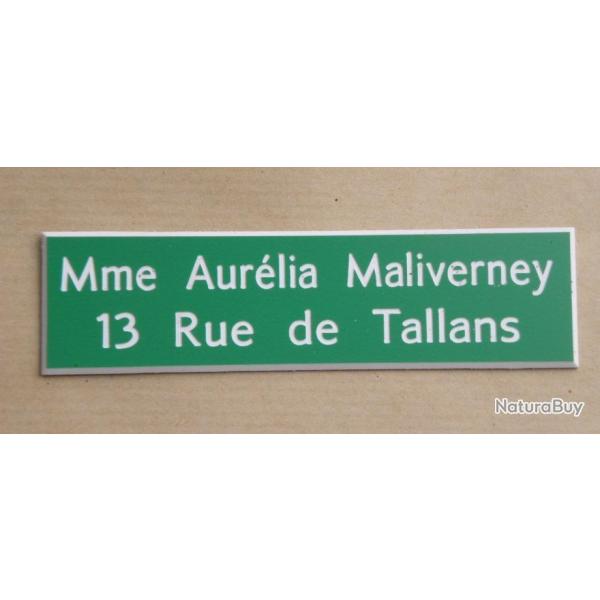 Plaque de boite aux lettre 2 lignes  format 25 x 100 mm personnalisable fond VERT