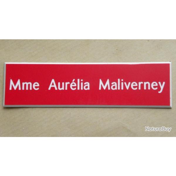 Plaque de boite aux lettre 1 ligne  format 25 x 100 mm personnalisable fond ROUGE