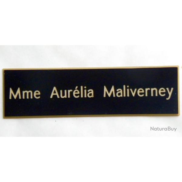 Plaque de boite aux lettre 1 ligne  format 25 x 100 mm personnalisable fond NOIR TEXTE OR