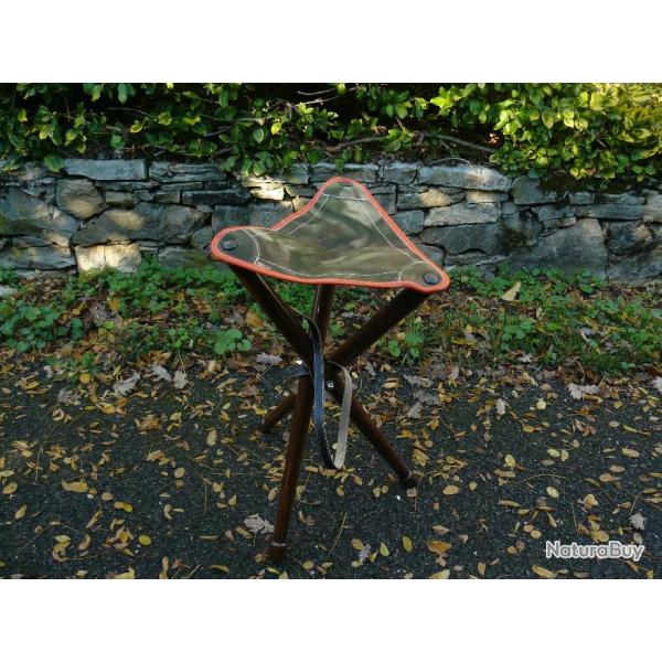 Sige trpied cuir camo...