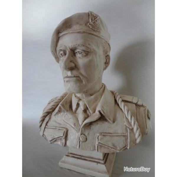 Buste du Commandant Kieffer, pierre