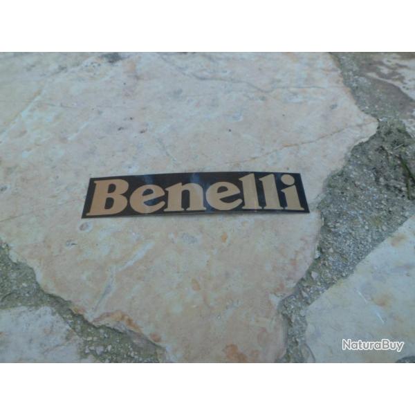 Superbe autocollant " VIP BENELLI "