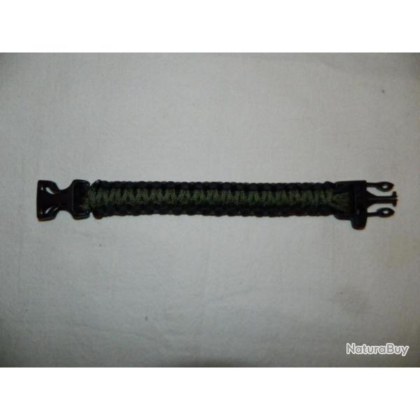 Bracelet paracorde 24cm avec sifflet d'urgence- kaki noir