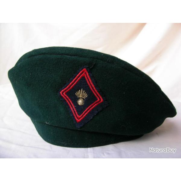 BERET VERT  MILITARIA INSIGNE GRENADE  BERET