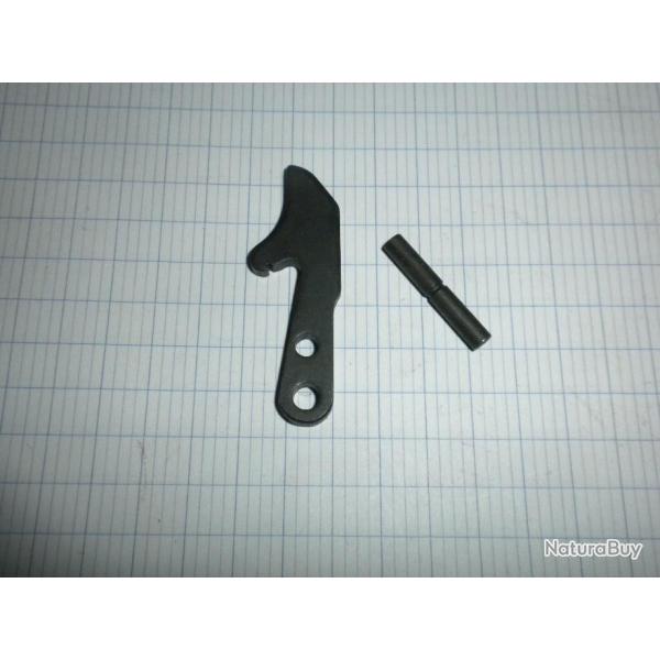 VENDU PAR CUIRASSIER11 CHIEN DE FUSIL BROWNING S/A 2000 CAL 12 AVEC SA GOUPILLE