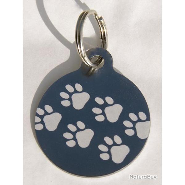 MEDAILLE Grav�e chien argent�e 32 mm"patte" grand mod�le gravure, personnalisation offerte