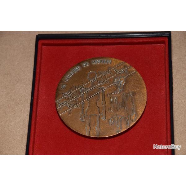 M�daille la liberte se merite deportes avec la boite