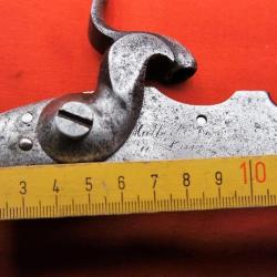 PL75...Platine r&eacute;glementaire &agrave; silex transform&eacute;&eacute; percussion avec contre platine et visserie