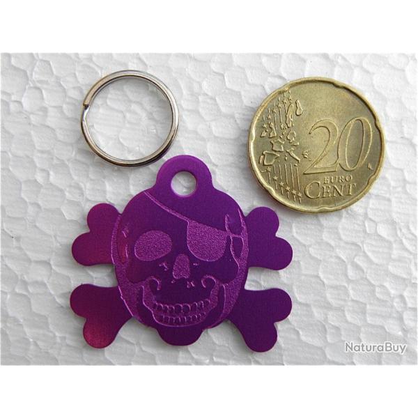 MEDAILLE Grav�e chien corsaire violet petit modele gravure, personnalisation offerte