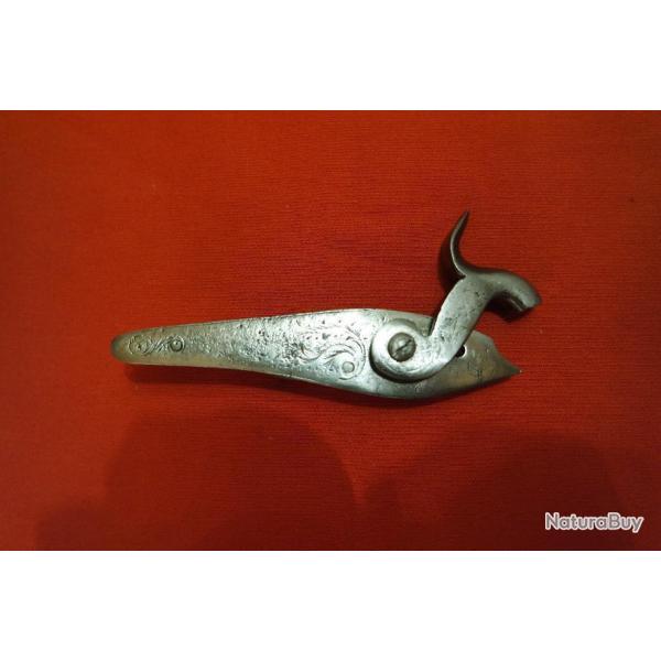 PL13 ( balle platine � percussion cisel�e
