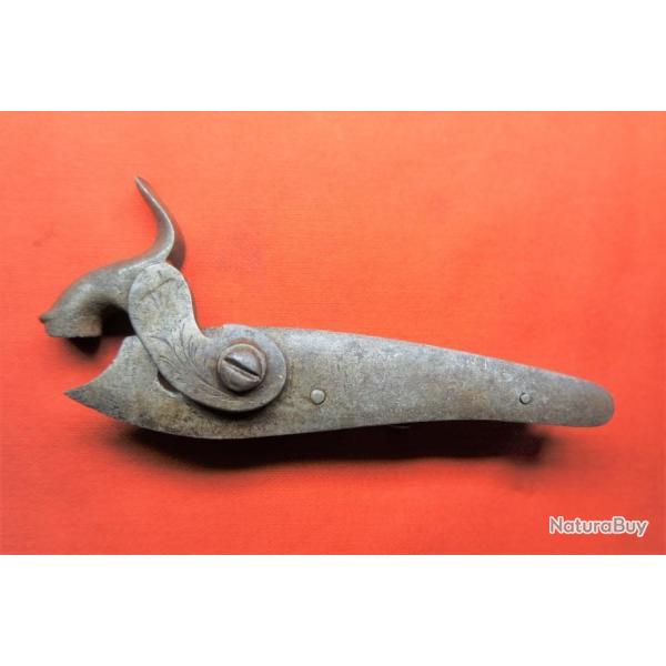 PL35...Platine cisel�e percussion cot� gauche