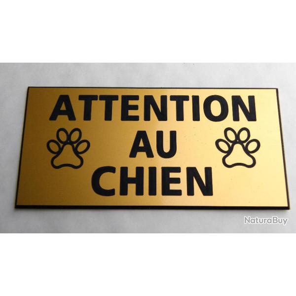 Plaque adh�sive "ATTENTION AU CHIEN " format 48 x 100 mm fond OR