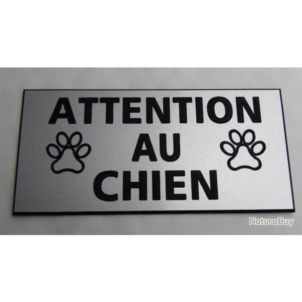 Plaque adh�sive "ATTENTION AU CHIEN " format 48 x 100 mm fond ARGENT