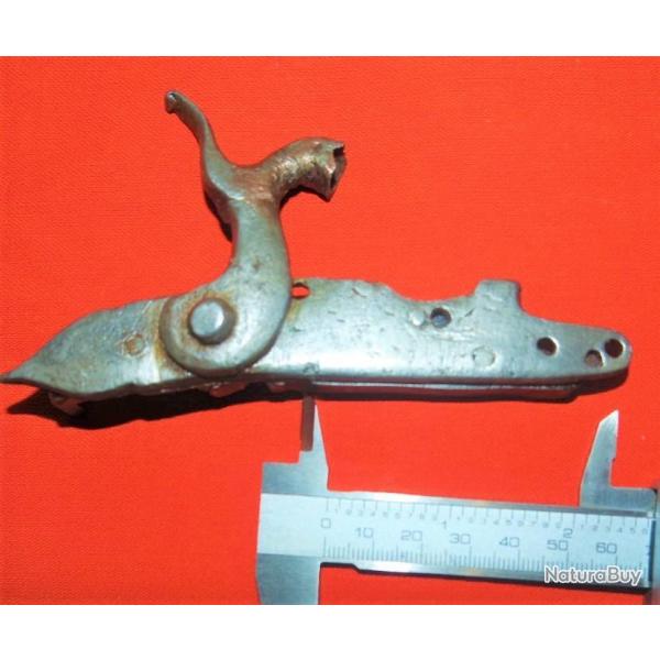 Platine � silex transform�e  � percussion pr� XVIII�me )( Livr� par Happy post 11�)