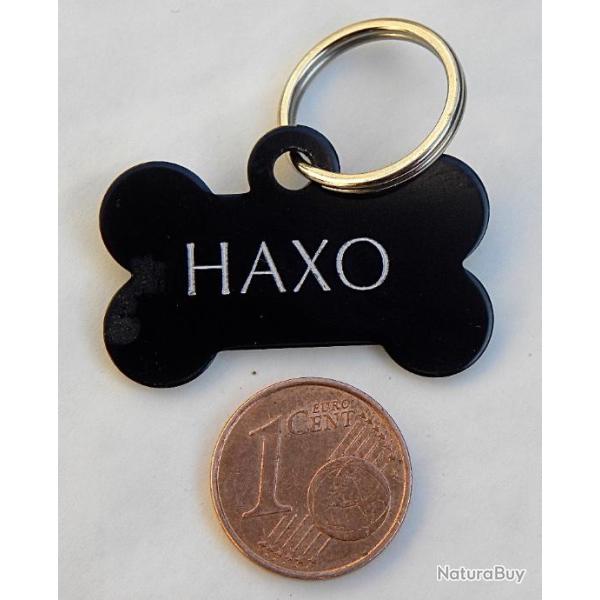 MEDAILLE Grav�e chien chiot noire "os" petit mod�le gravure, personnalisation offerte