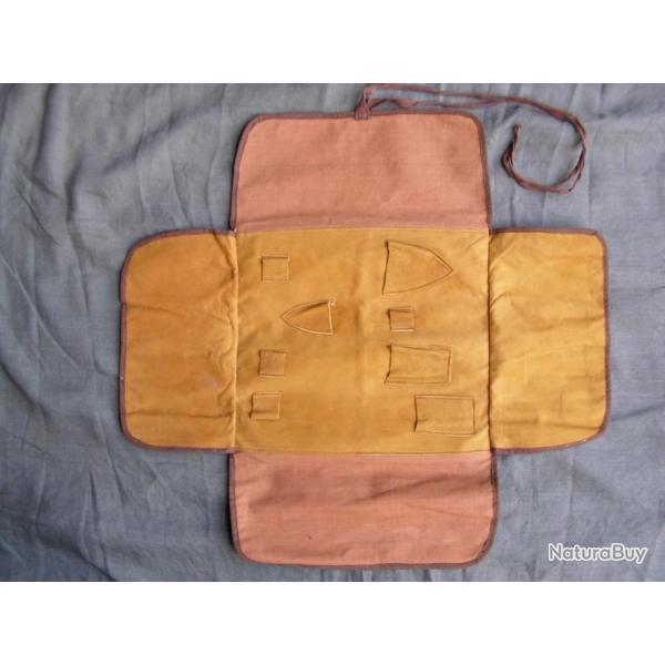 WW2/POSTWAR US �TUI EN  TISSU MILITARIA AM�RICAIN POUR USTENSILES POSSIBLE COIFFEURS