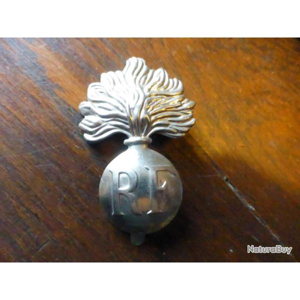 Rare ! Ancien insigne plaque grenade de casque RF REPUBLIQUE FRANCAISE 100% original !! chrom�