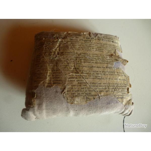 + PANSEMENT CARRE FRANCAIS ETIQUETTE ABIMEE